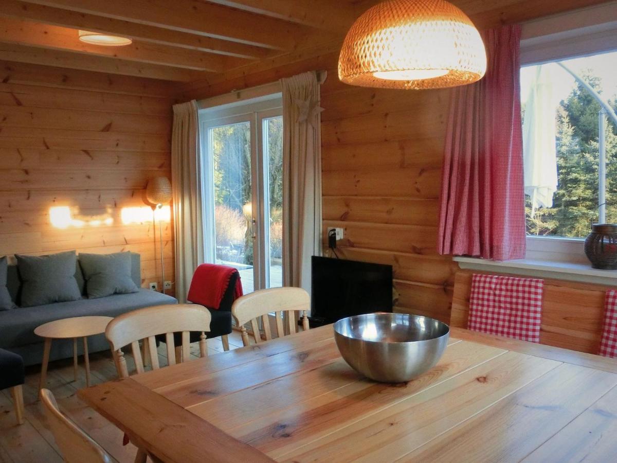 Wooden House With Sauna In K Stelberg Medebach Exterior photo