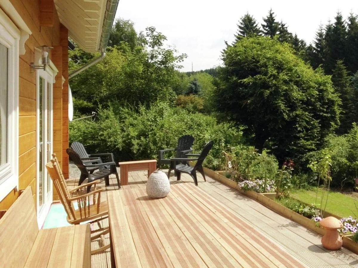 Wooden House With Sauna In K Stelberg Medebach Exterior photo