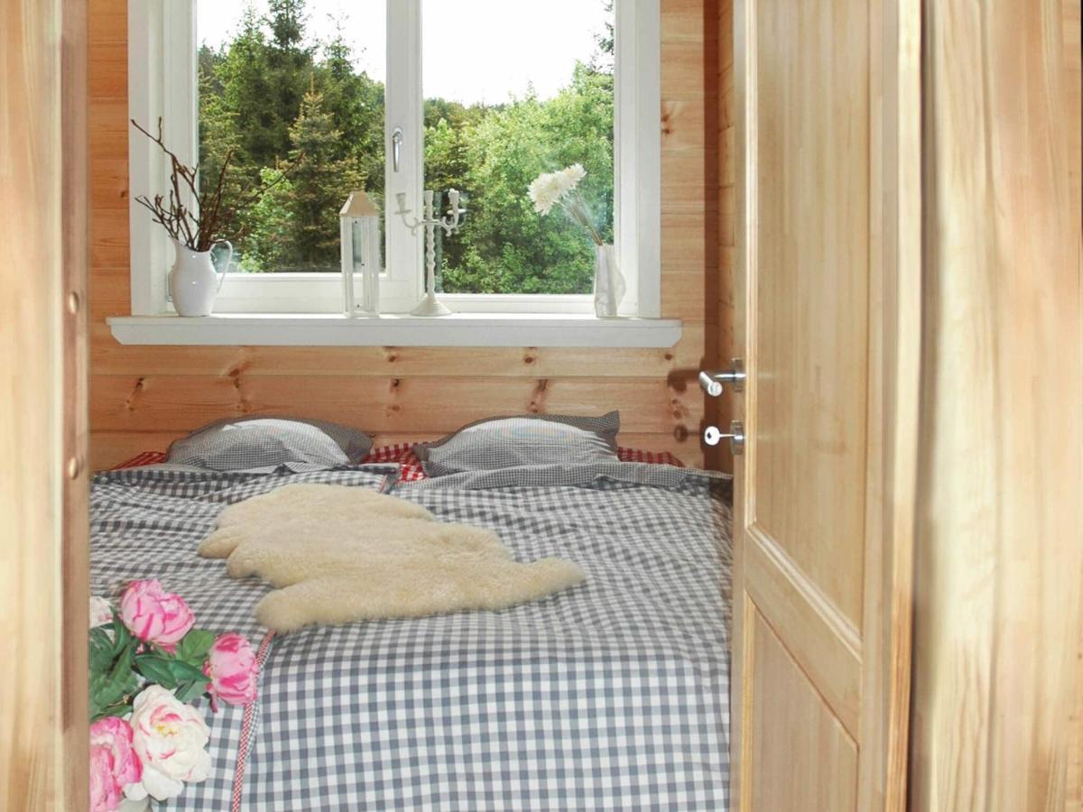 Wooden House With Sauna In K Stelberg Medebach Exterior photo